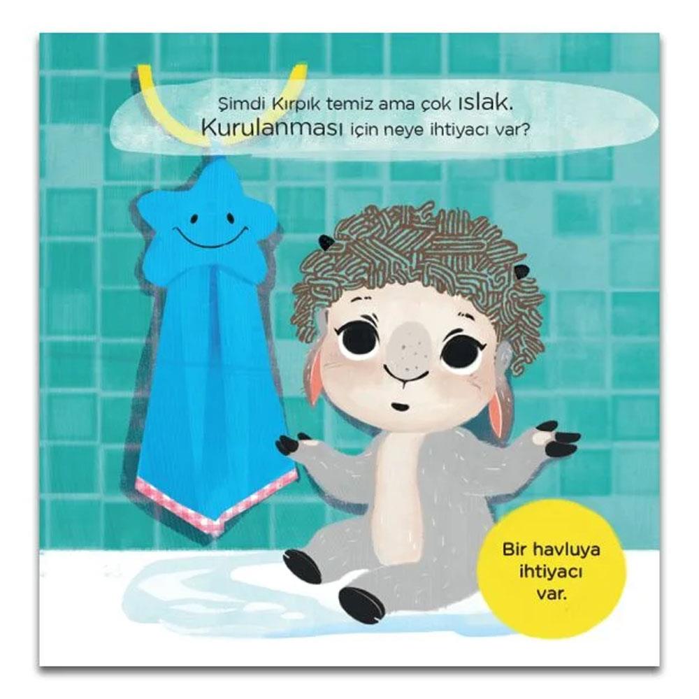 Sevimli Kuzu Kırpık İle Banyo Zamanı