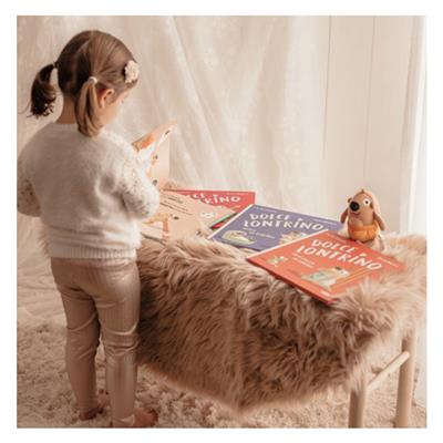 Little Otter Cleans Up