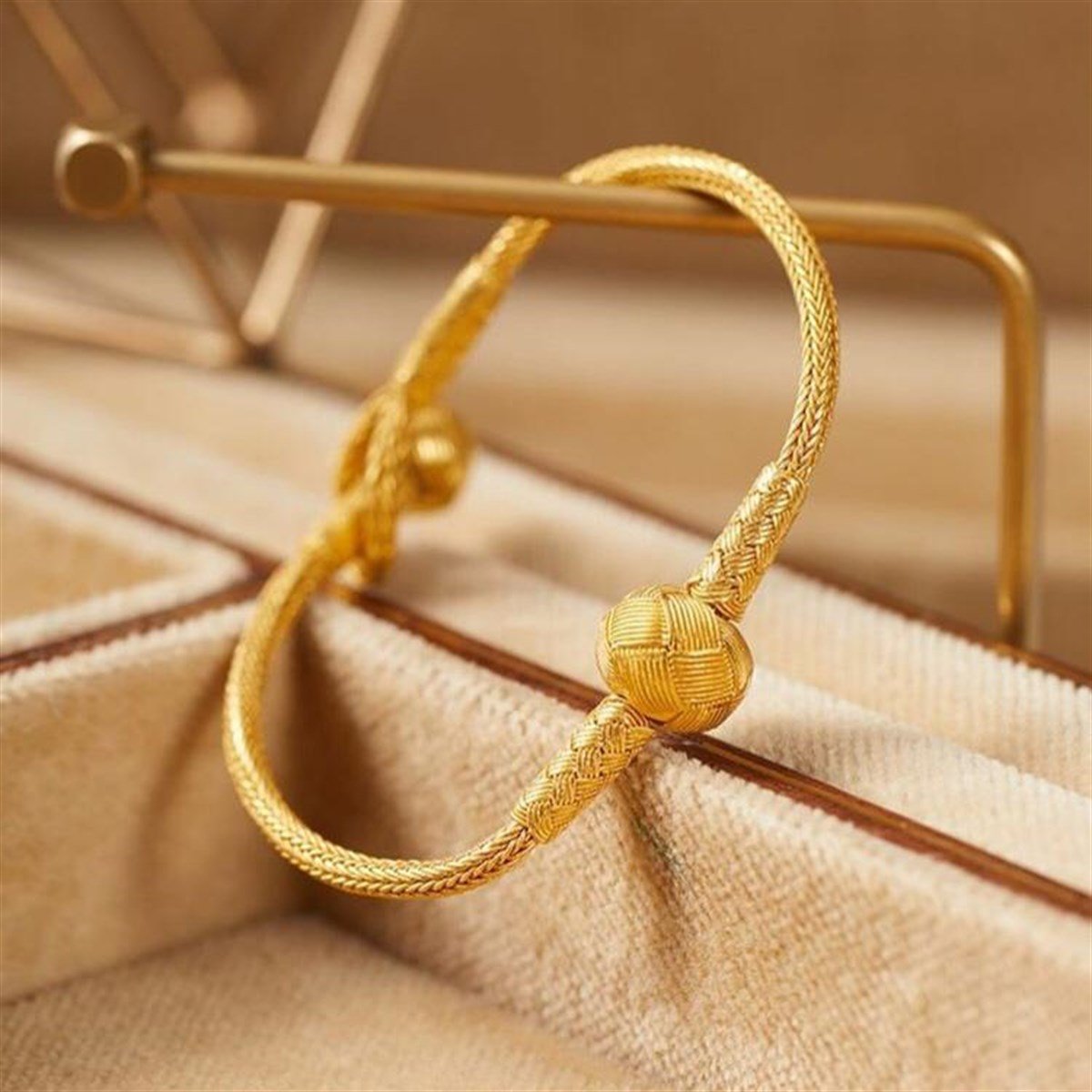 Altın Kaplama Kazaziye Top Bileklik