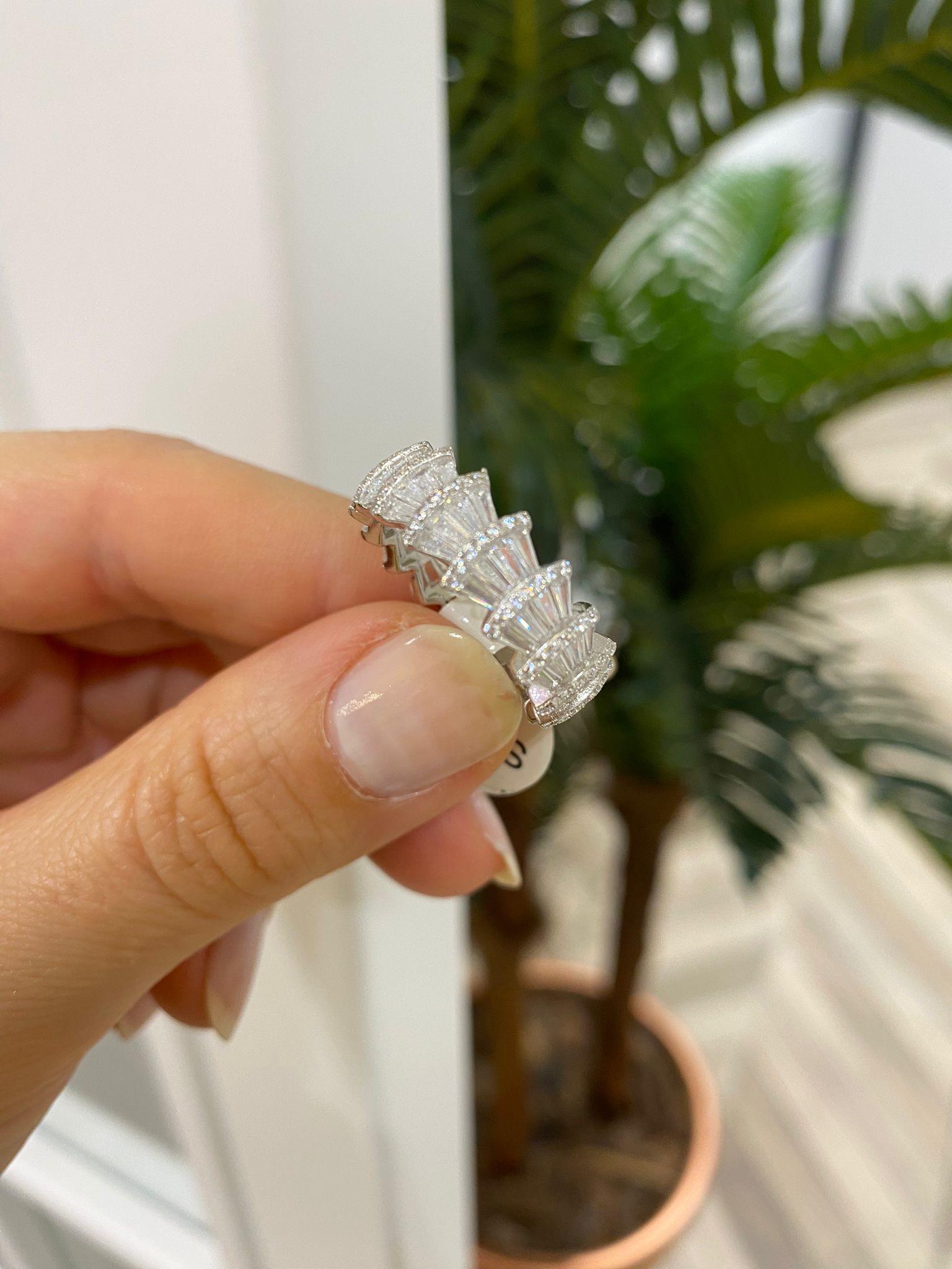 Kadın Gümüş İthal Zirkon Yüzük 