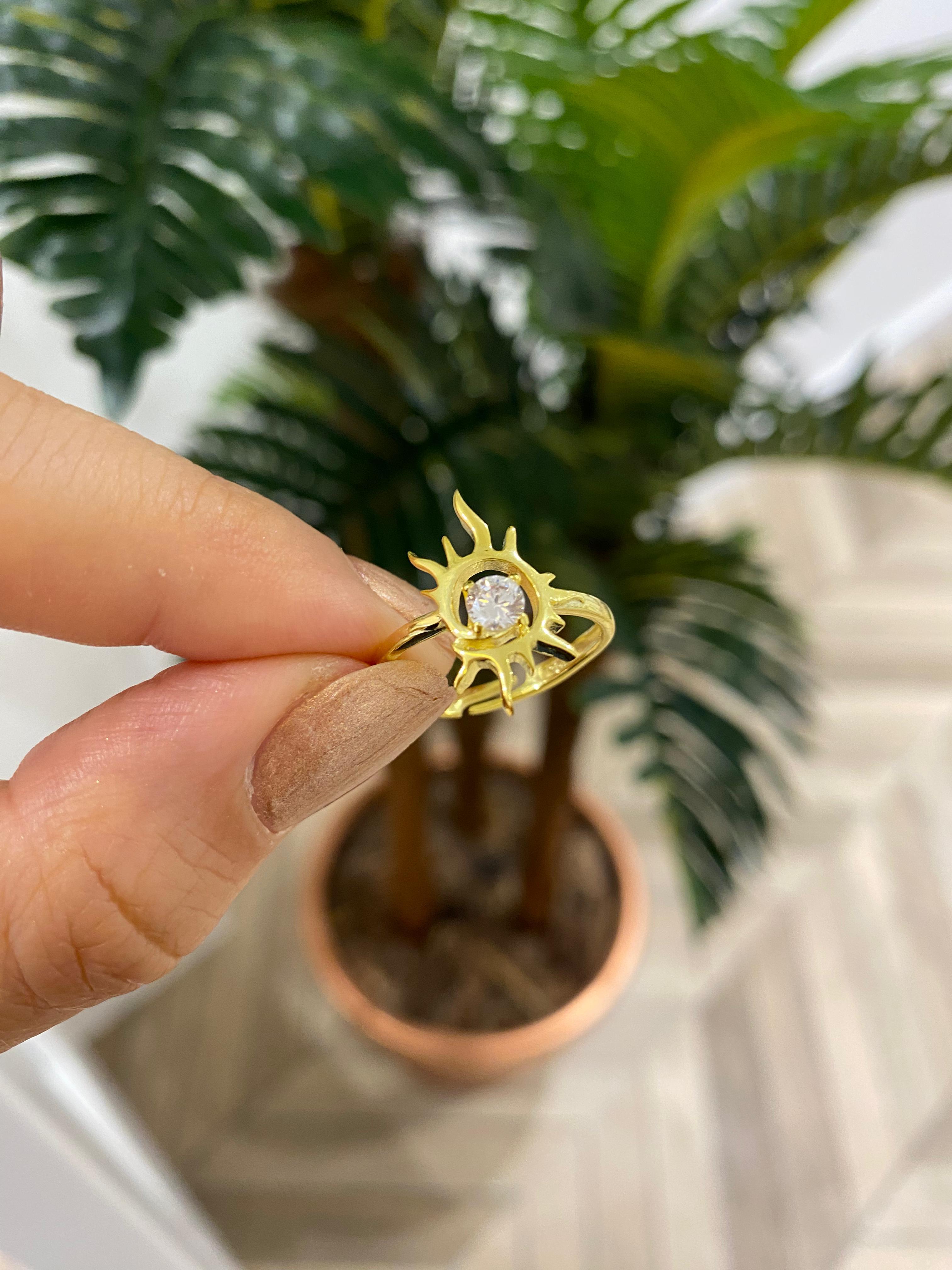 Kadın Gümüş Tek Taşlı Trend Yüzük