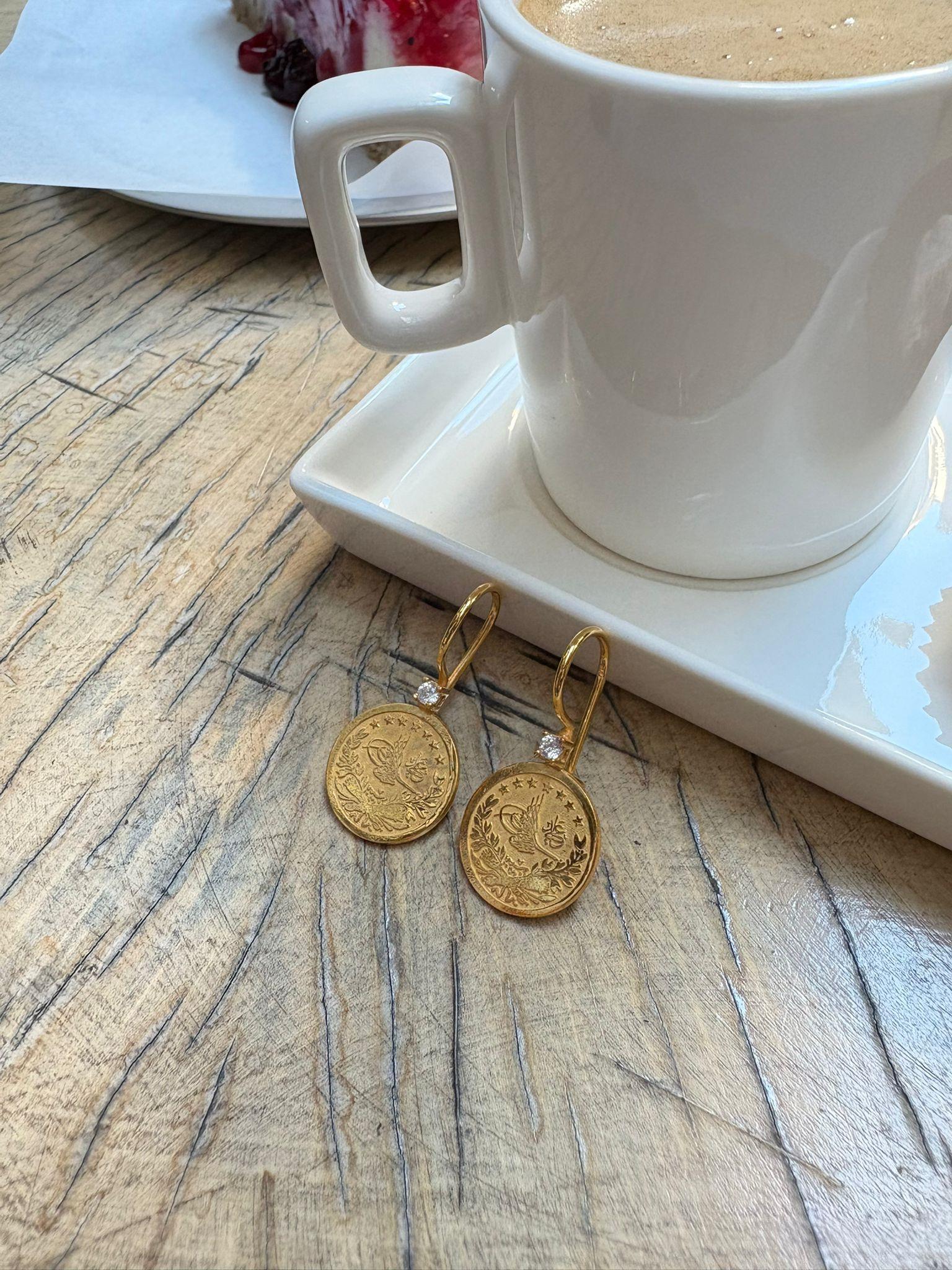 Kadın Gümüş Tuğralı Küpe