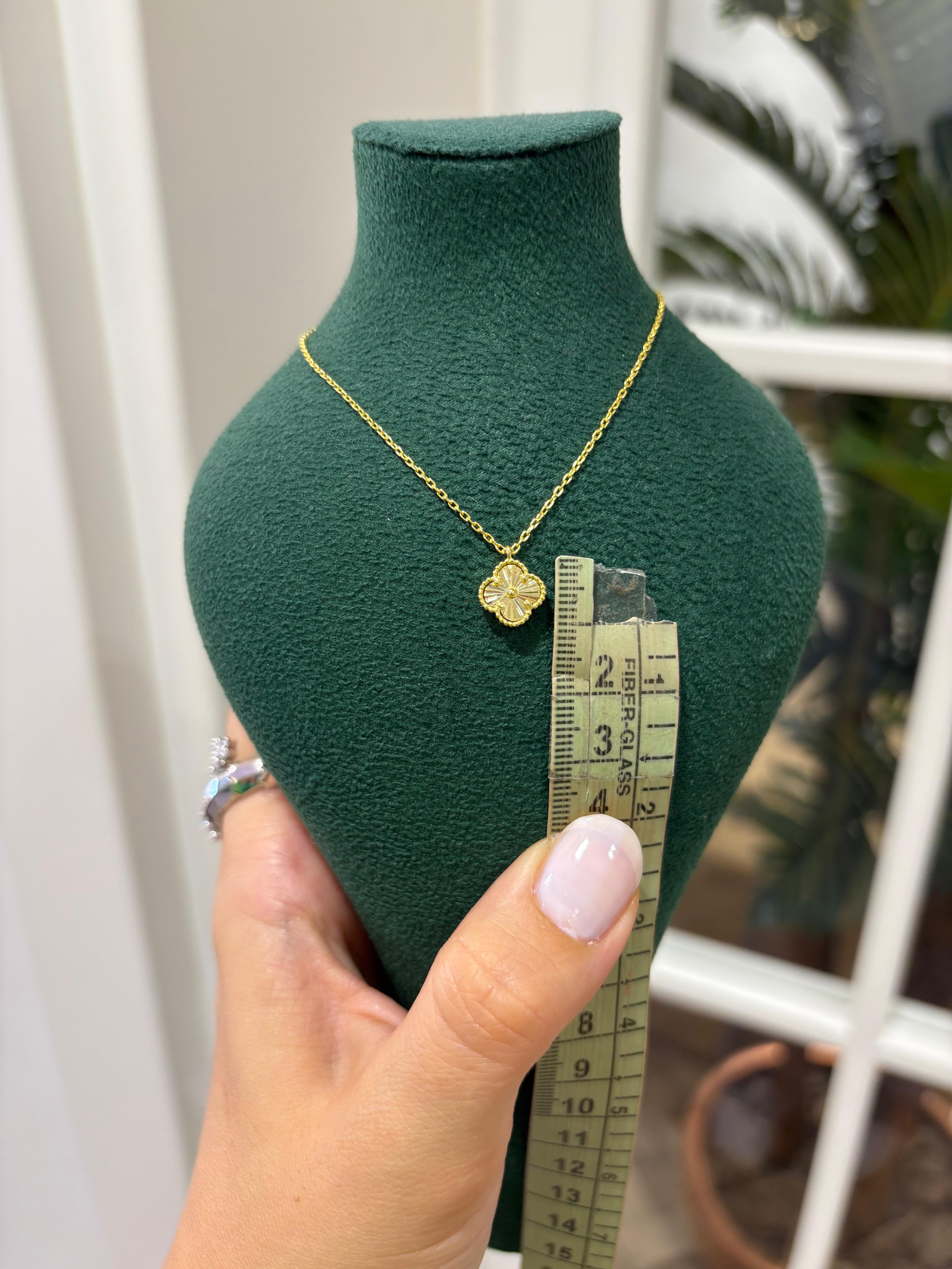 Kadın Gümüş Yonca Kolye 