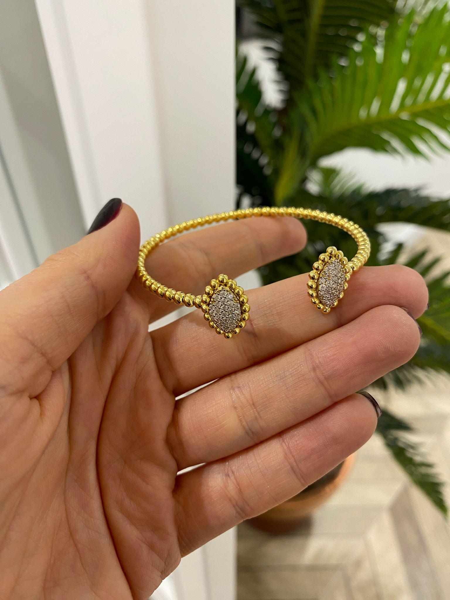 Kadın Gümüş Zirkon Taşlı Tasarım Kelepçe