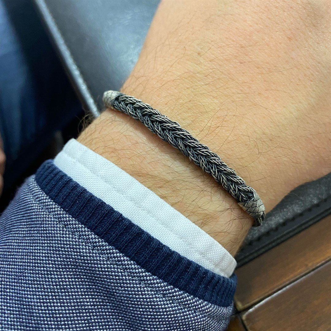 Örgü Model Kazaziye Bileklik