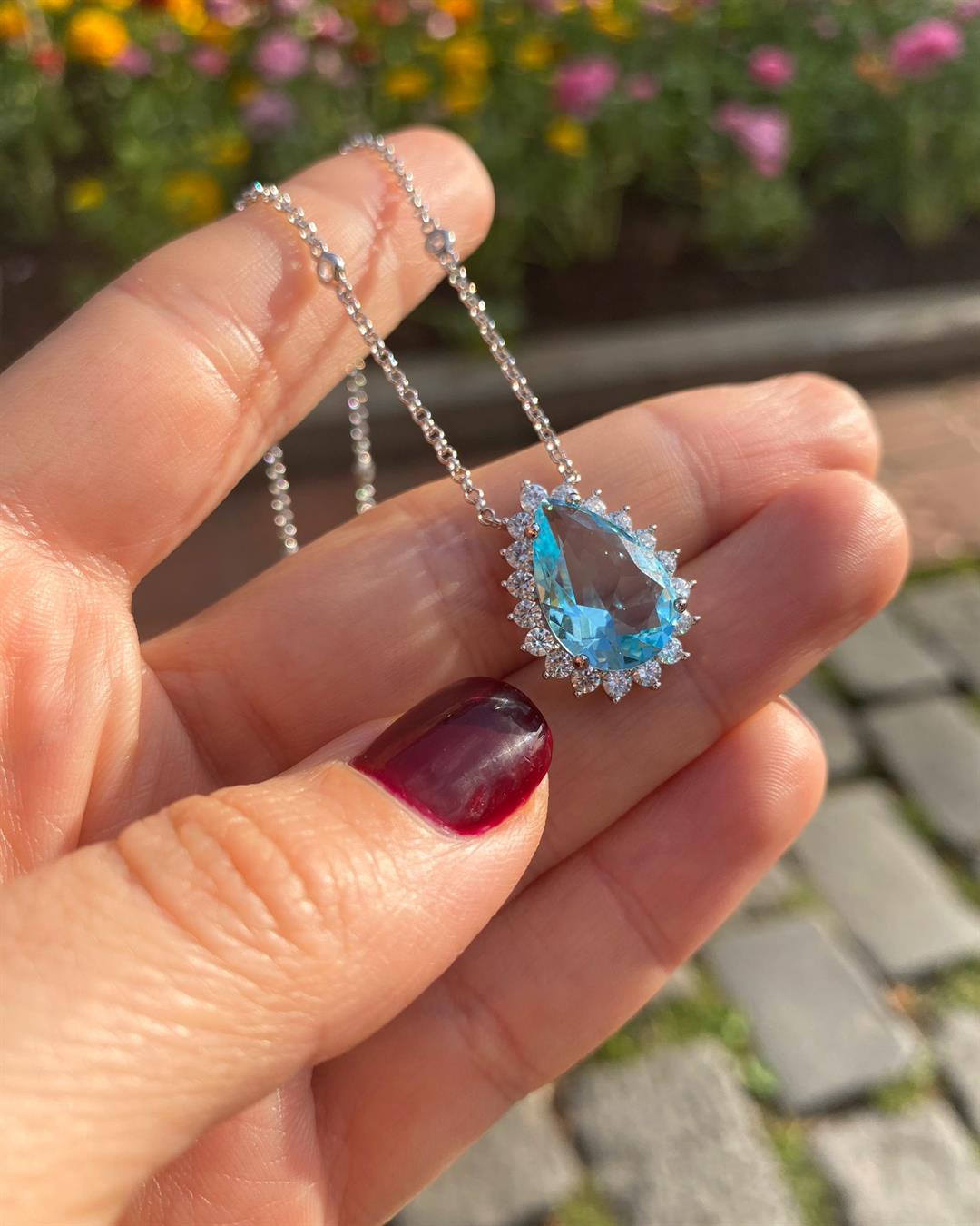 Gümüş Kadın Zirkon Taşlı Kolye