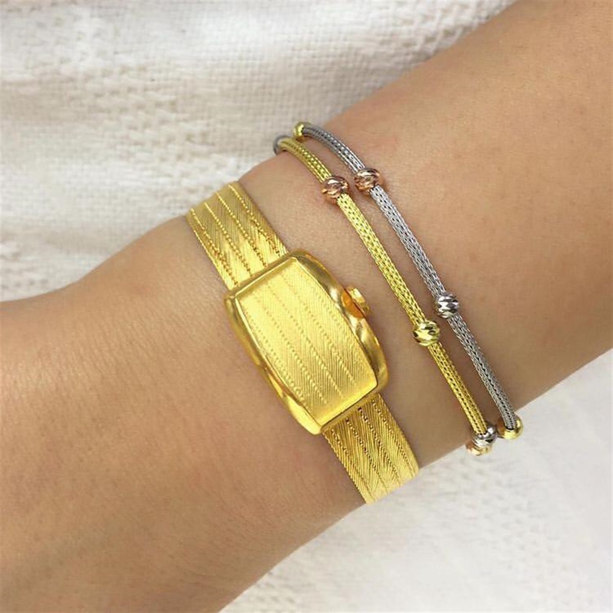 Hasır Bileklik Kombini