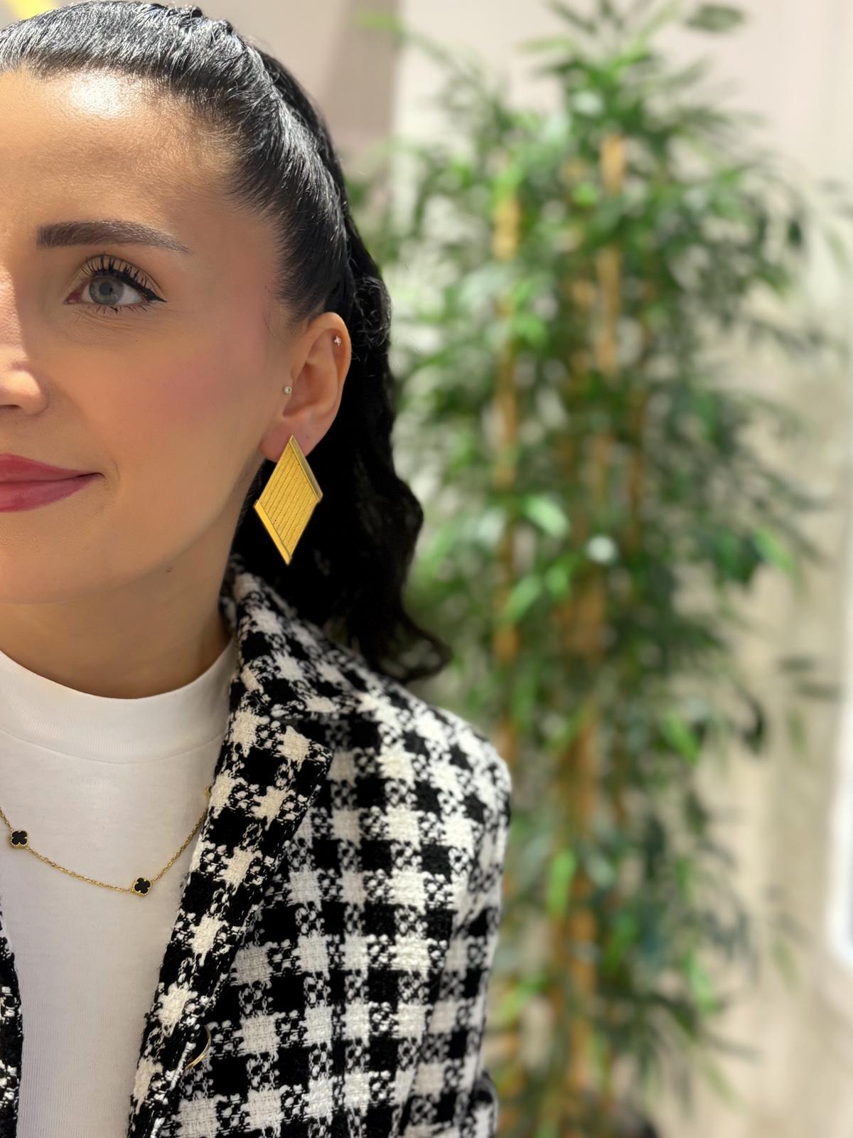 Kadın Gümüş 11 Sıra Hasır Küpe