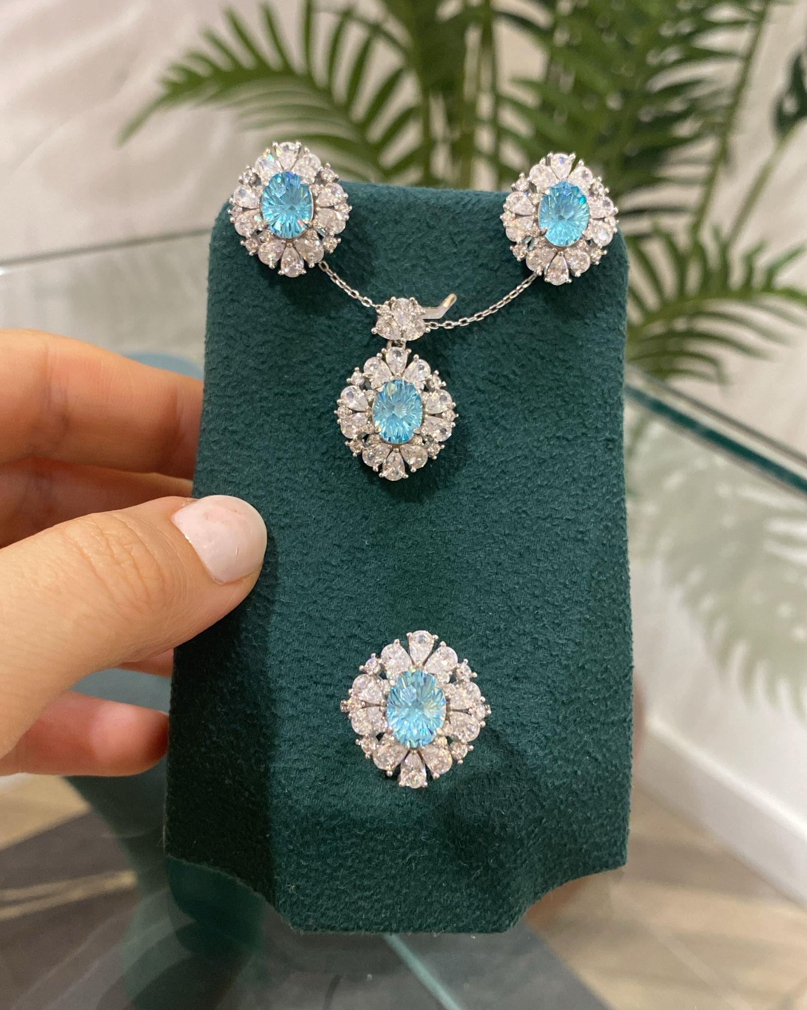 Kadın Gümüş Akuamarin Taşlı Set Takımı