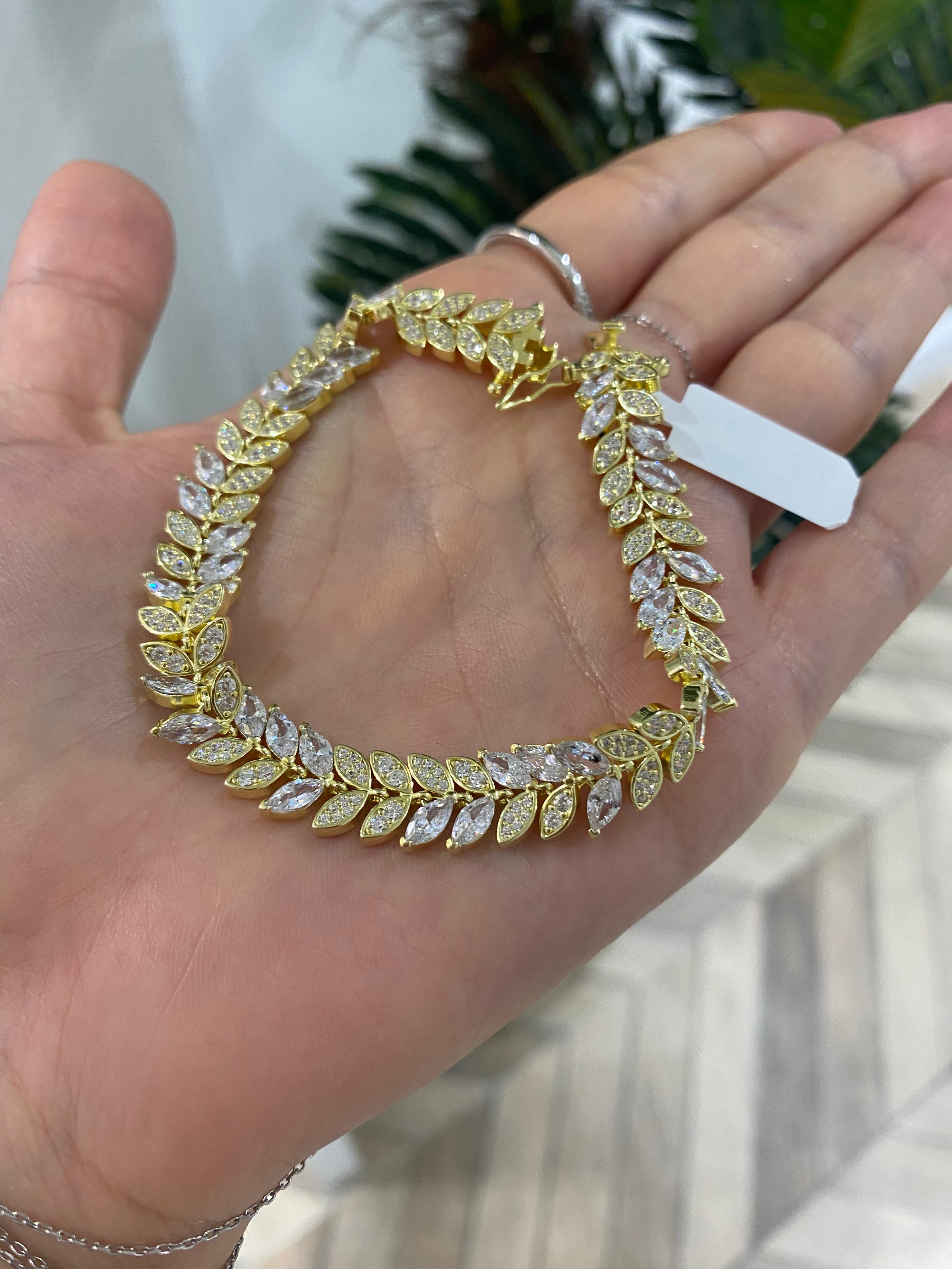 Kadın Gümüş Başak Zirkon Taşlı Bileklik