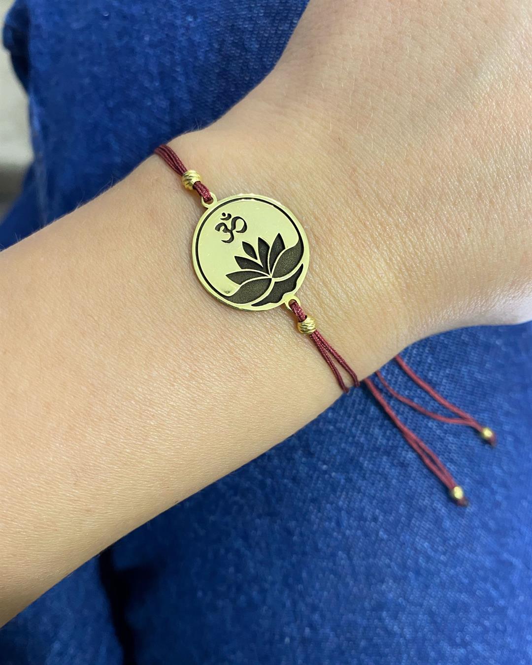 Kadın Gümüş Bordo İpli Gold Lotus Çiçeği Figürlü Bileklik