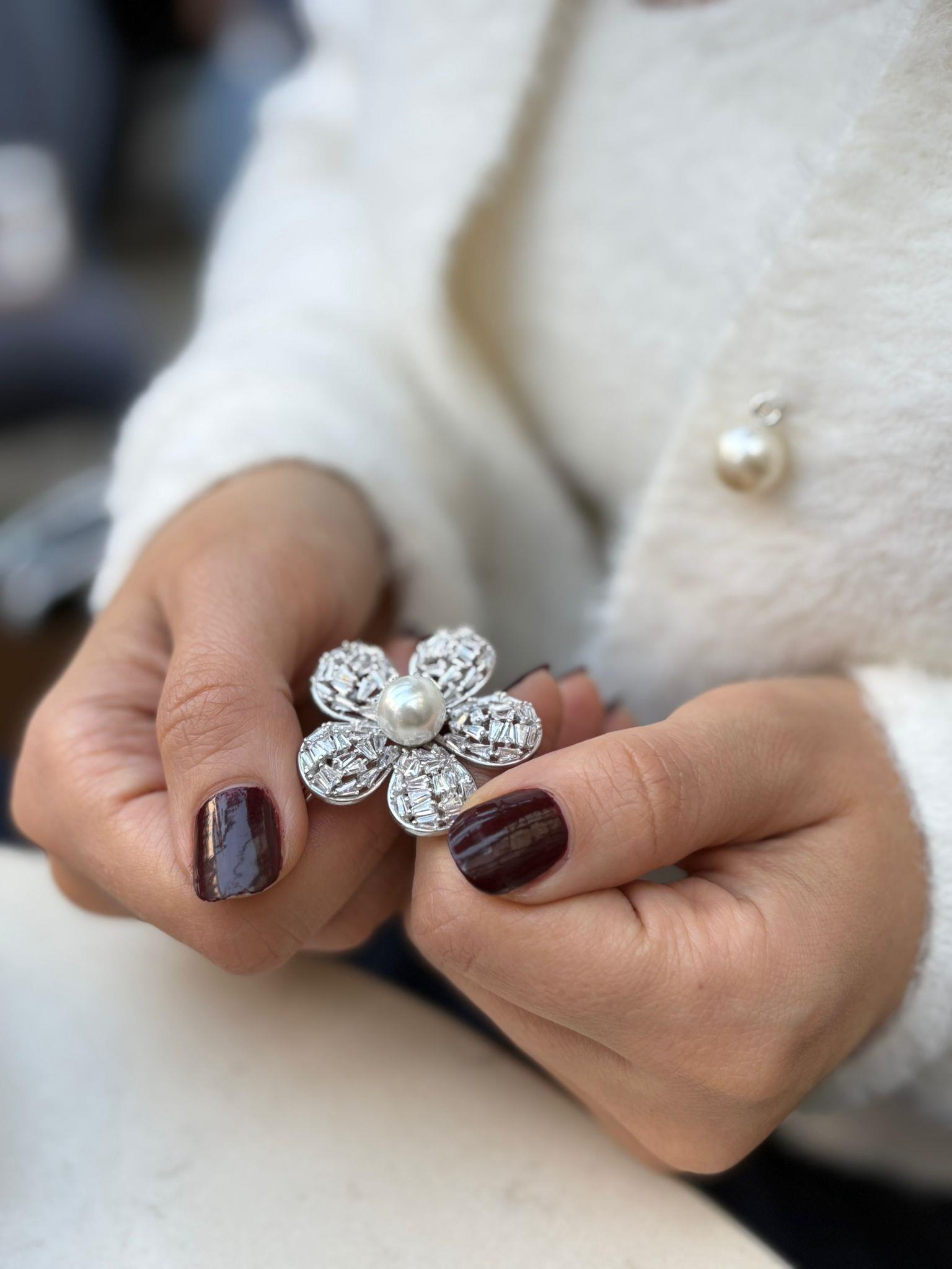 Kadın Gümüş İncili Broş 