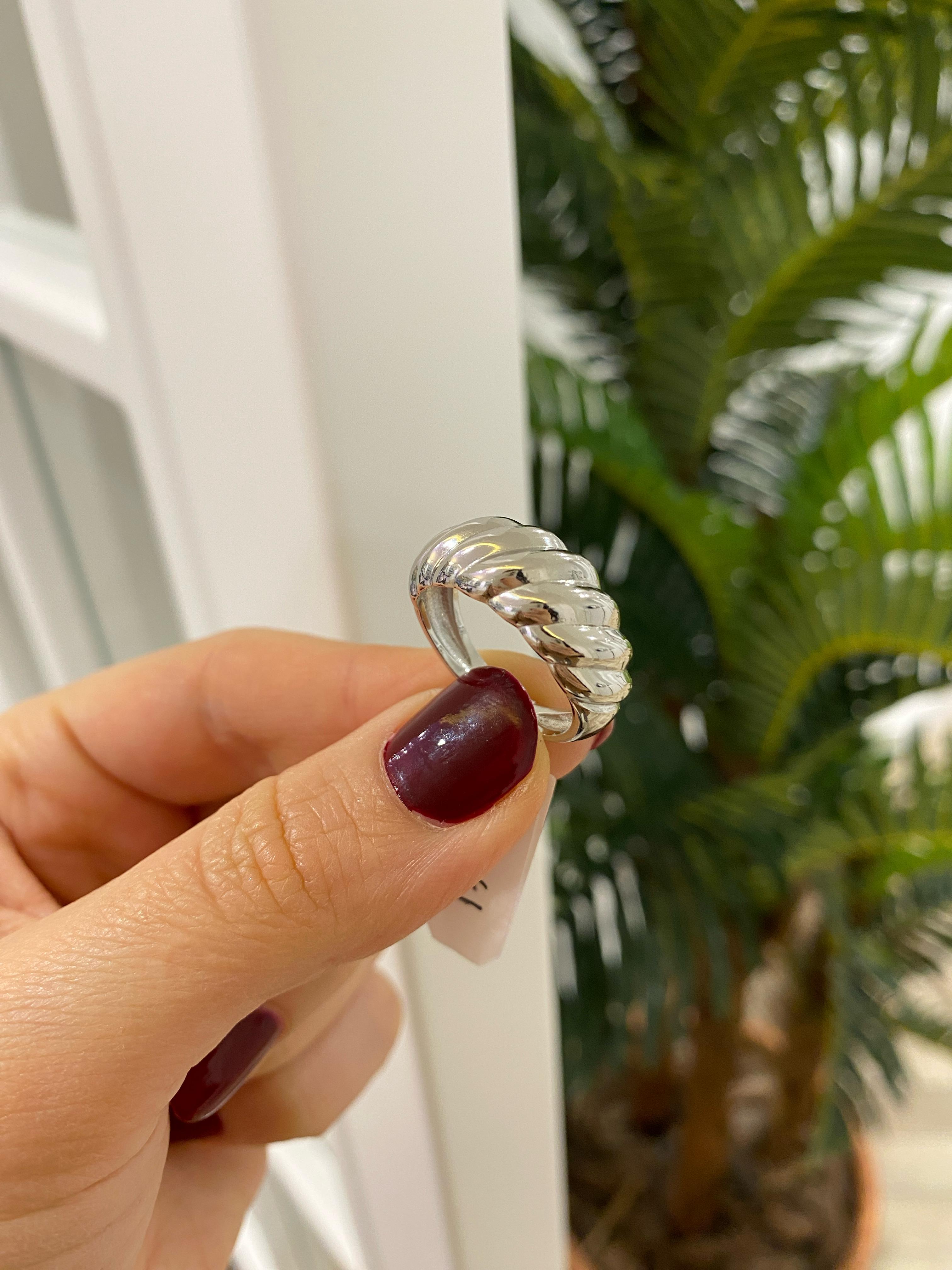 Kadın Gümüş İthal İstiridye Yüzük