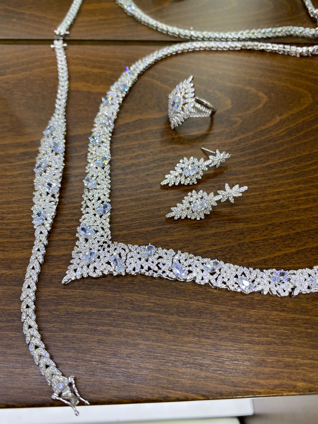 Kadın Gümüş İthal Özel Seri Zirkon Set