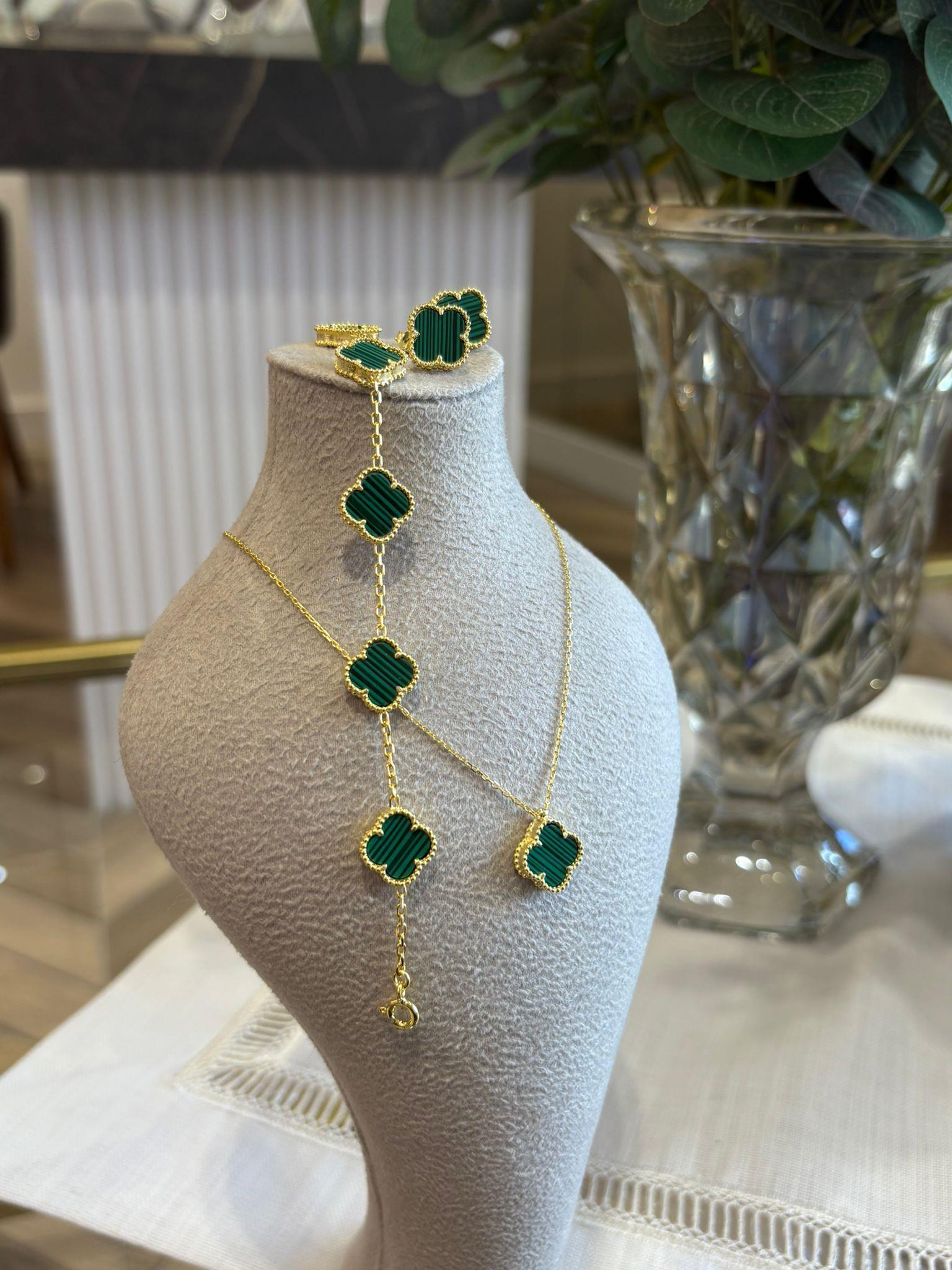 Kadın Gümüş Malahit Taşlı Yonca Kolye ve Bileklik Küpe Seti