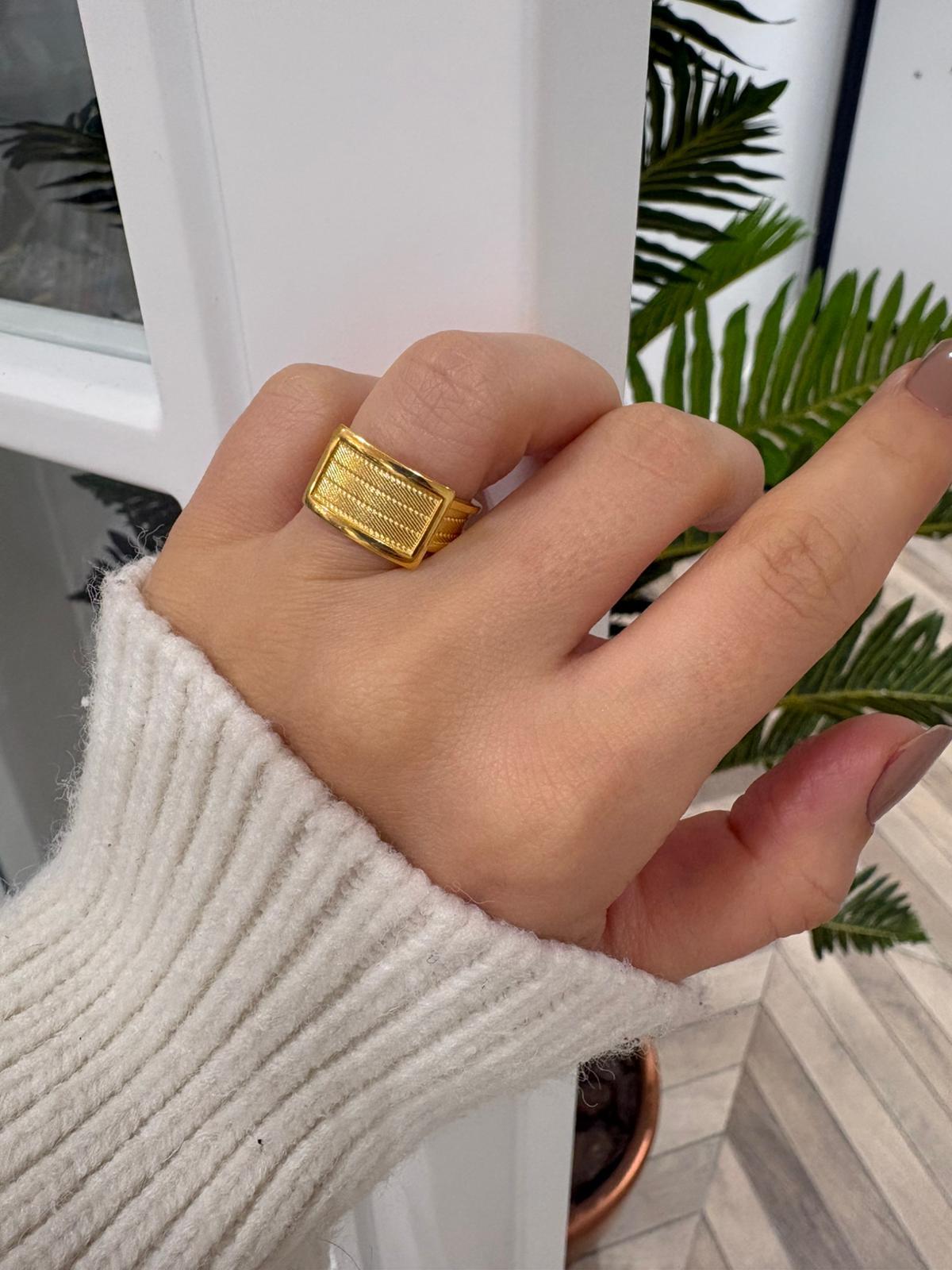 Kadın Gümüş Şapkalı Hasır Yüzük