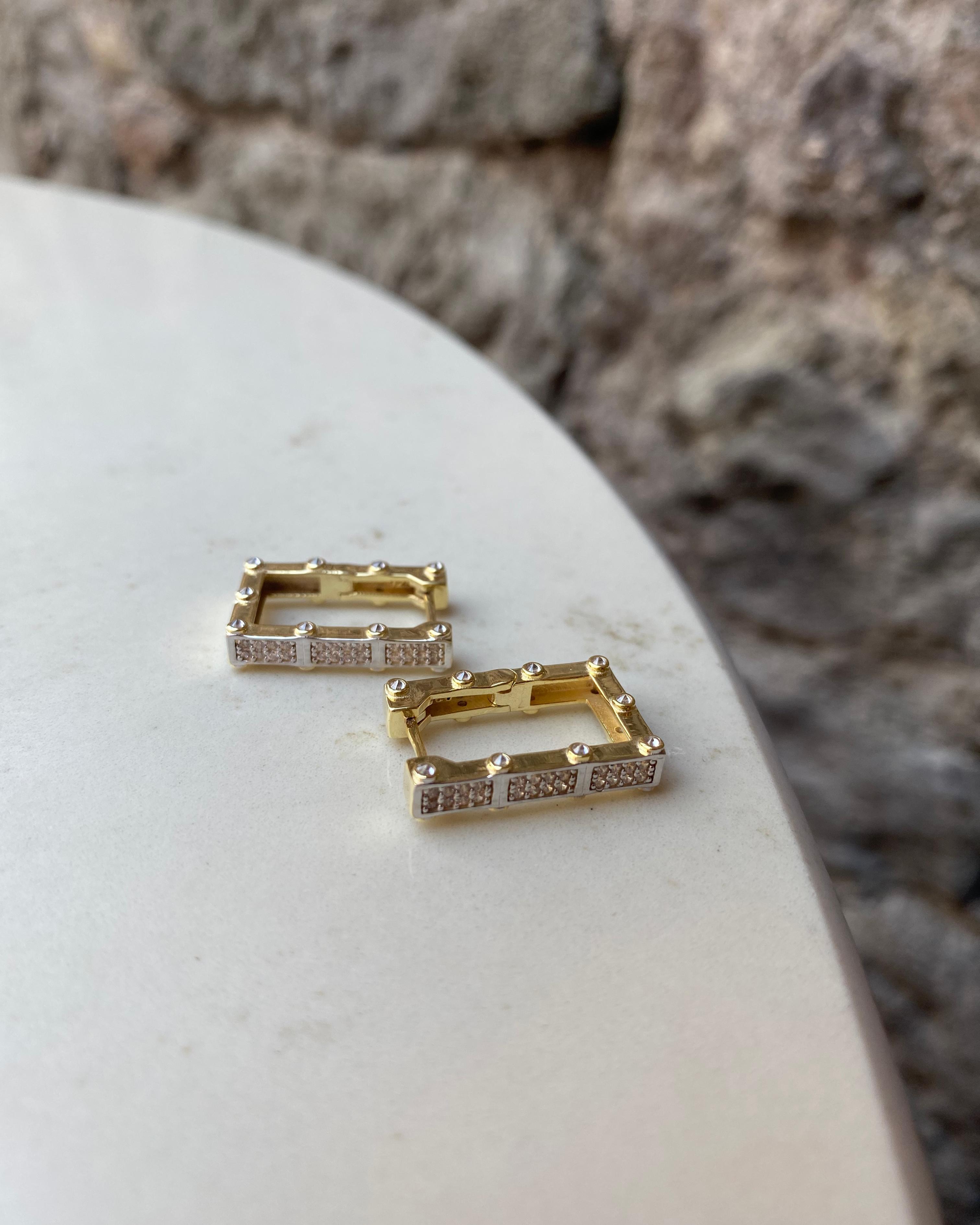 Kadın Gümüş Tasarım Küpe