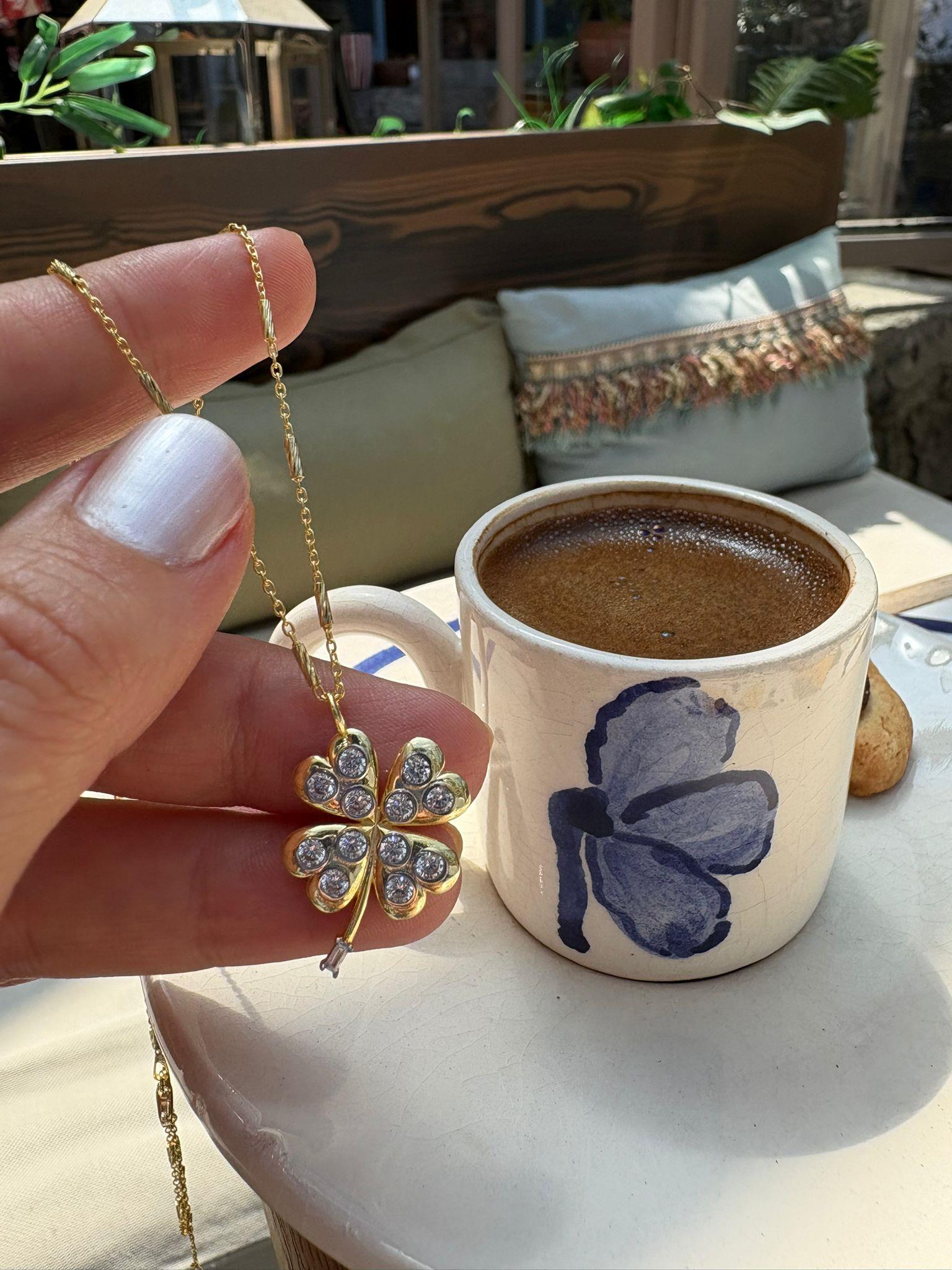 Kadın Gümüş Taşlı Yonca Kolye