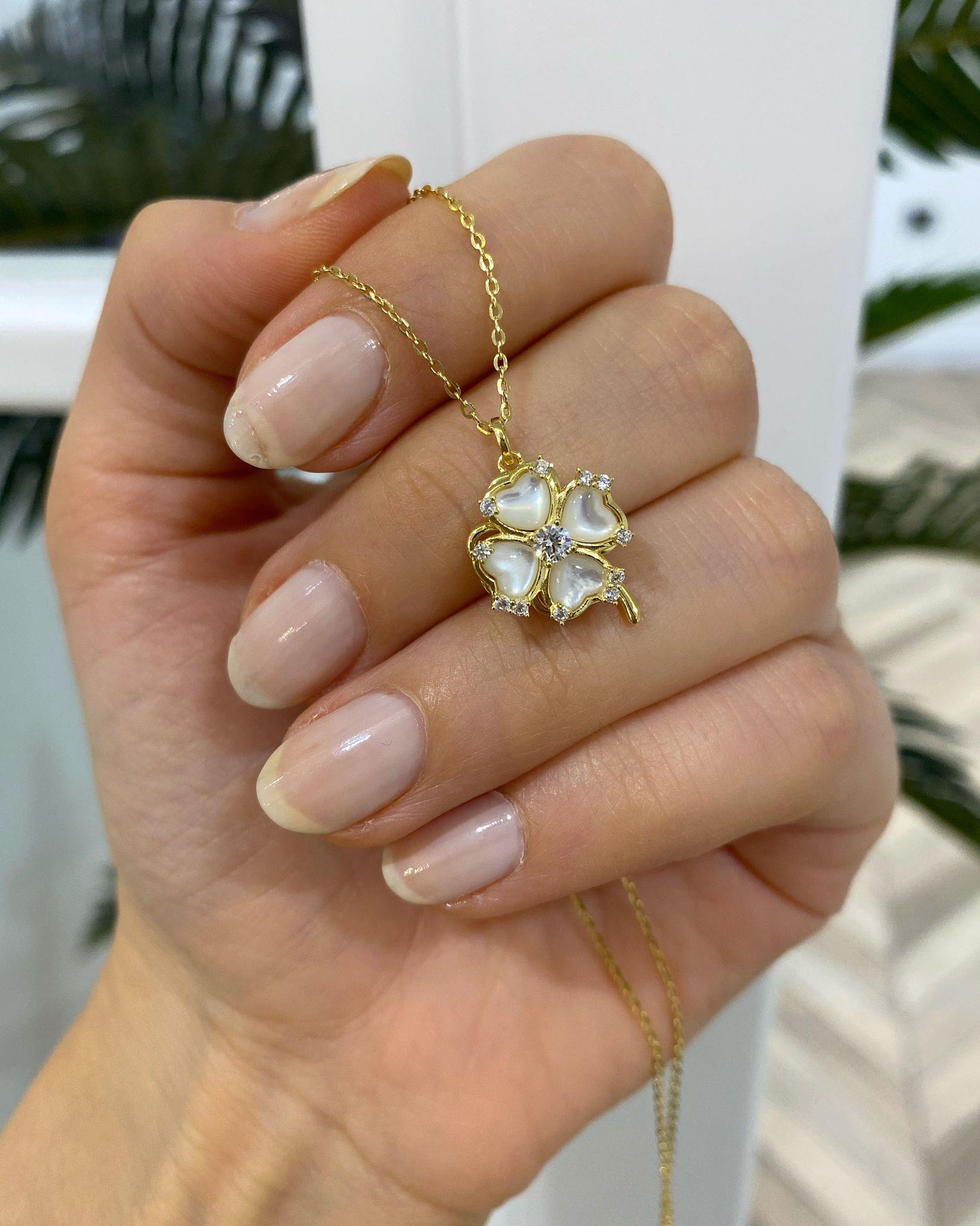 Kadın Gümüş Yonca Sedefli Kolye