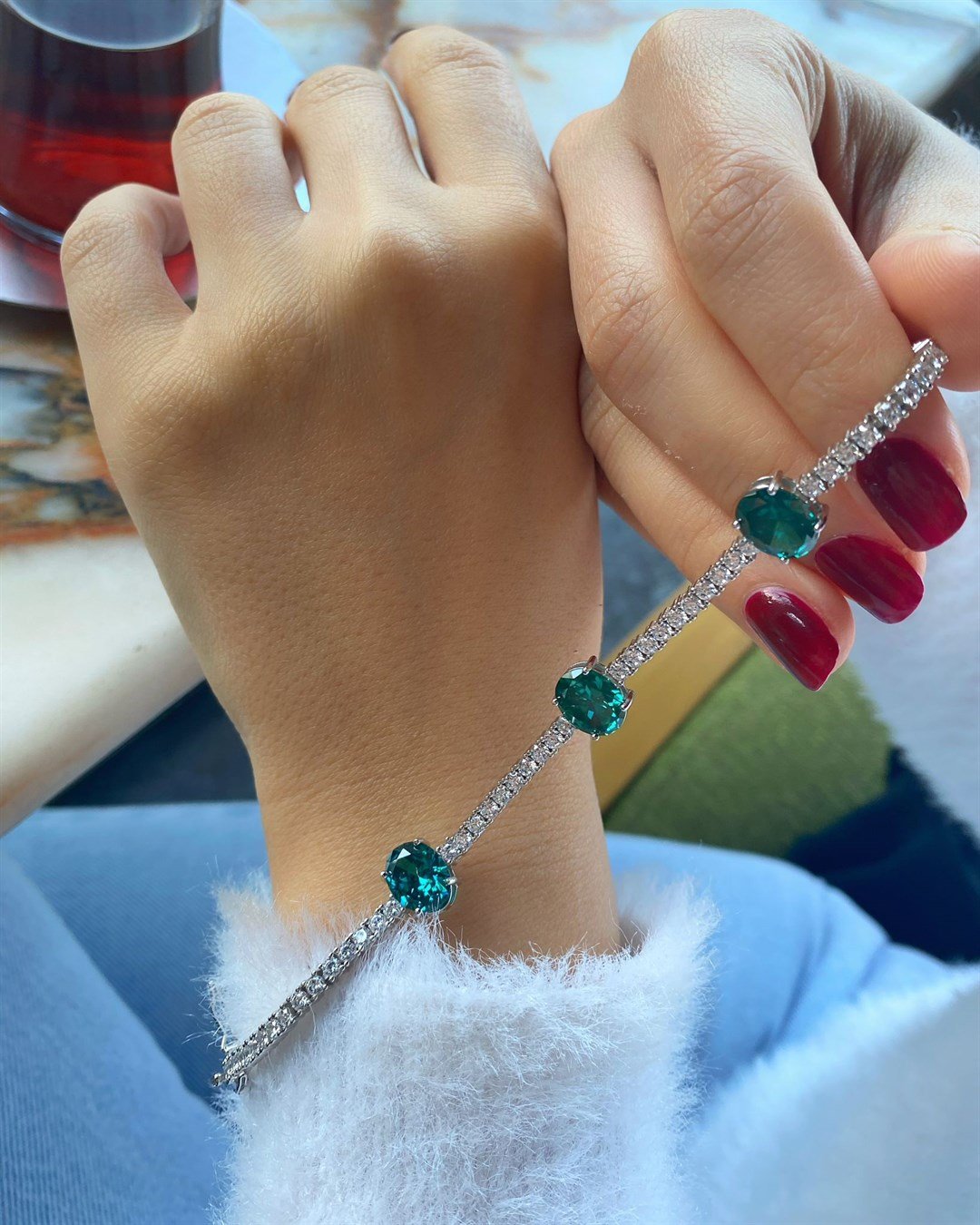 Kadın Gümüş Zirkon Taşlı Bileklik