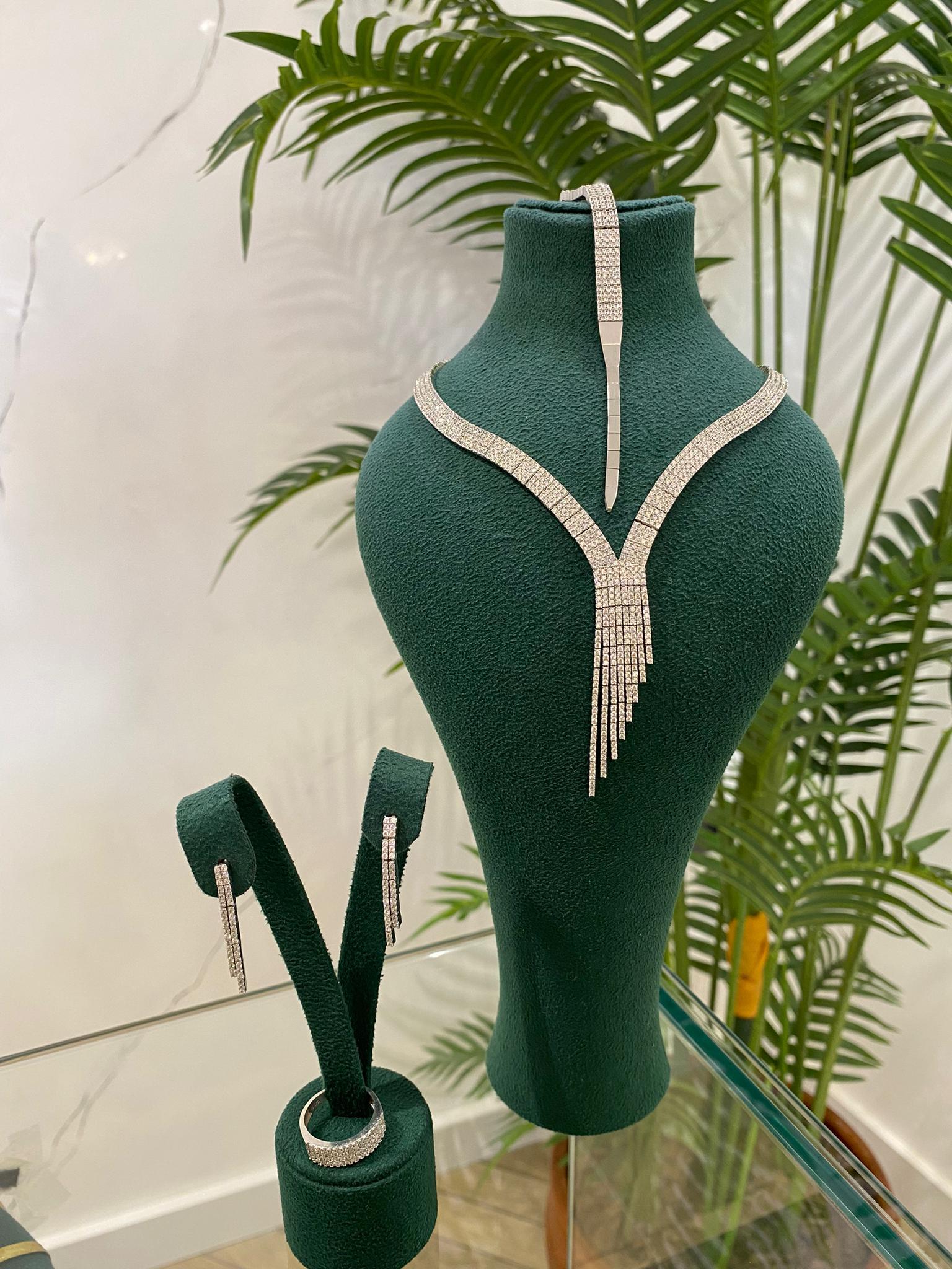 Kadın Gümüş Zirkon Taşlı Set Takımı 