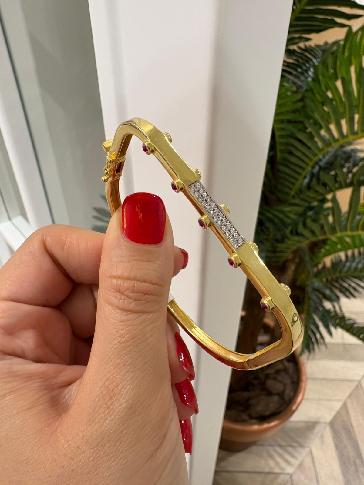 Kadın Gümüş Zirkon Taşlı Tasarım Kelepçe Bileklik