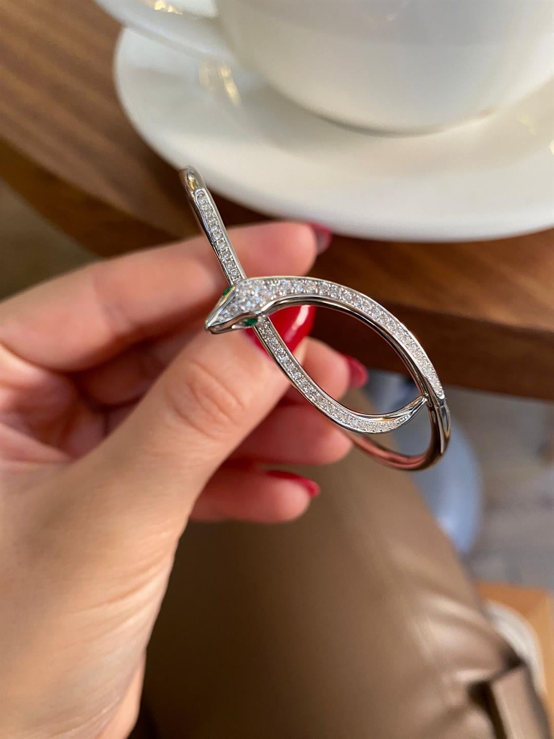 Kadın Gümüş Zirkon Taşlı Yılan Kelepçe