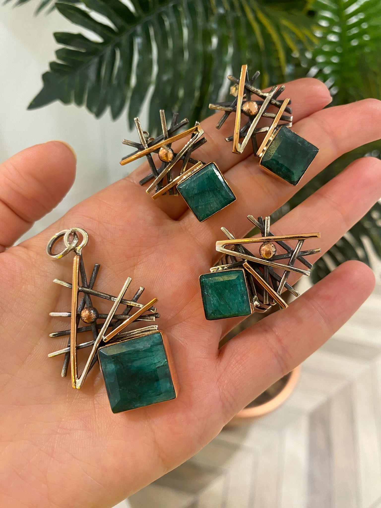 Kadın Gümüş Zümrüt Taşlı Otantik Set Takımı