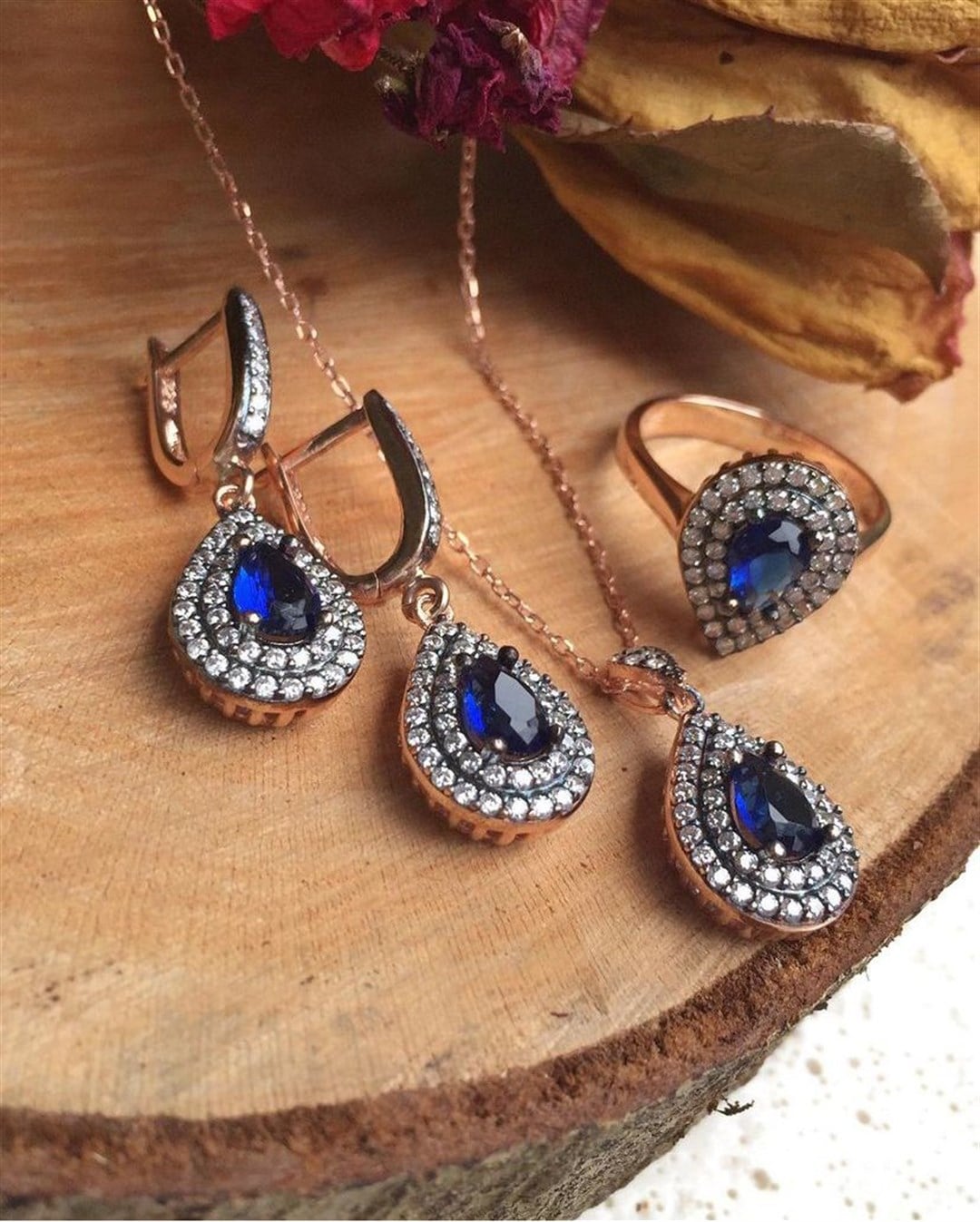 Safir Taşlı Kadın Set Kombin