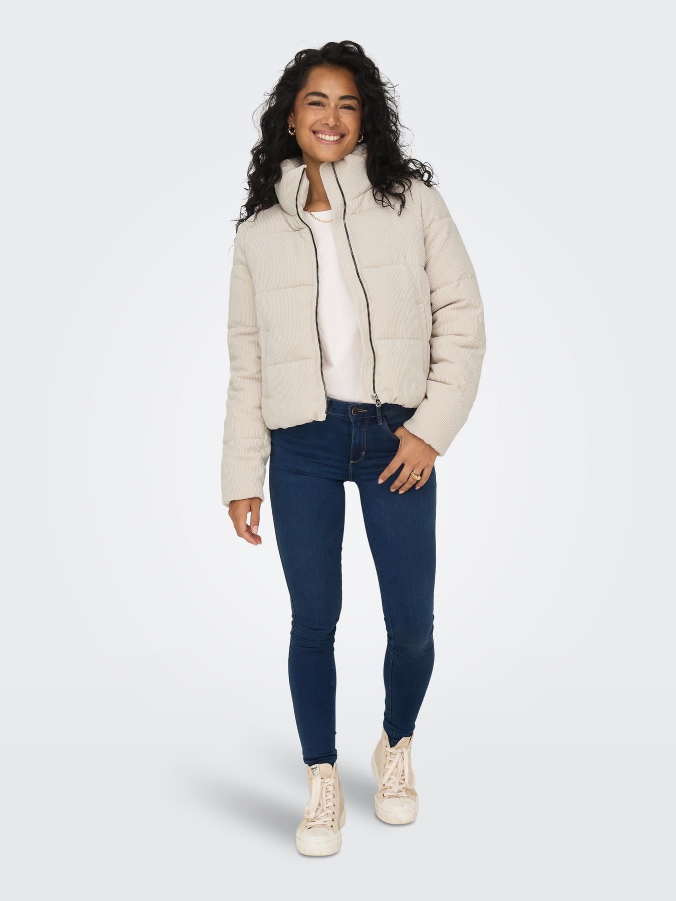 Only Kadın 15304768 Onlnewdolly Corduroy Puffer Otw Noos Krem