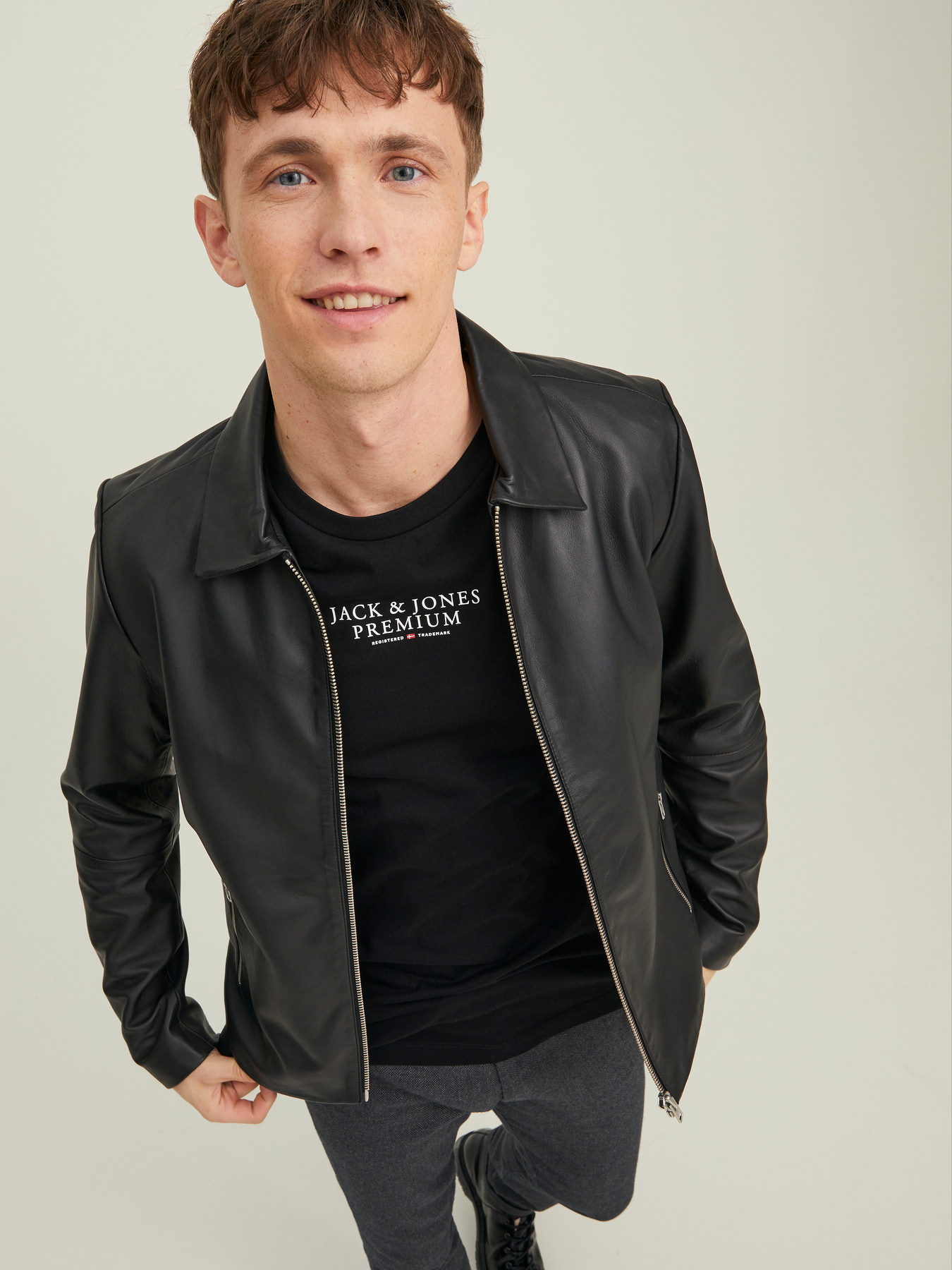 Jack&Jones Premıum Erkek 12217167 Jprbluarchıe Ss Tee Crew Neck Noos Siyah