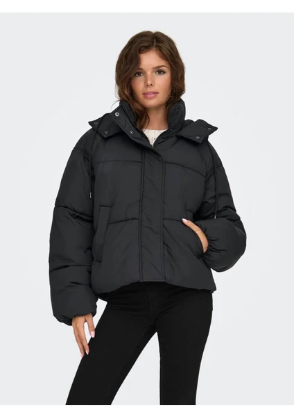Only Kadın 15322013 Onlhope Short Puffer Jacket Cc Otw Siyah
