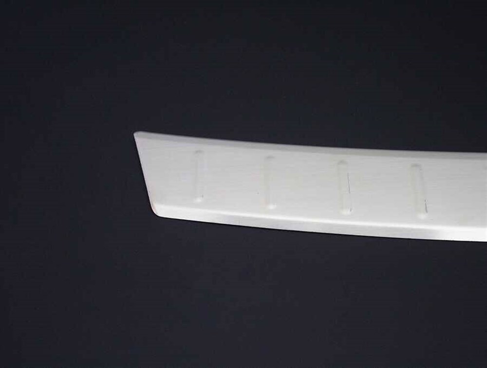 OMSA Audi Q2 Krom Arka Tampon Eşiği Taşlı 2016-2020 Arası
