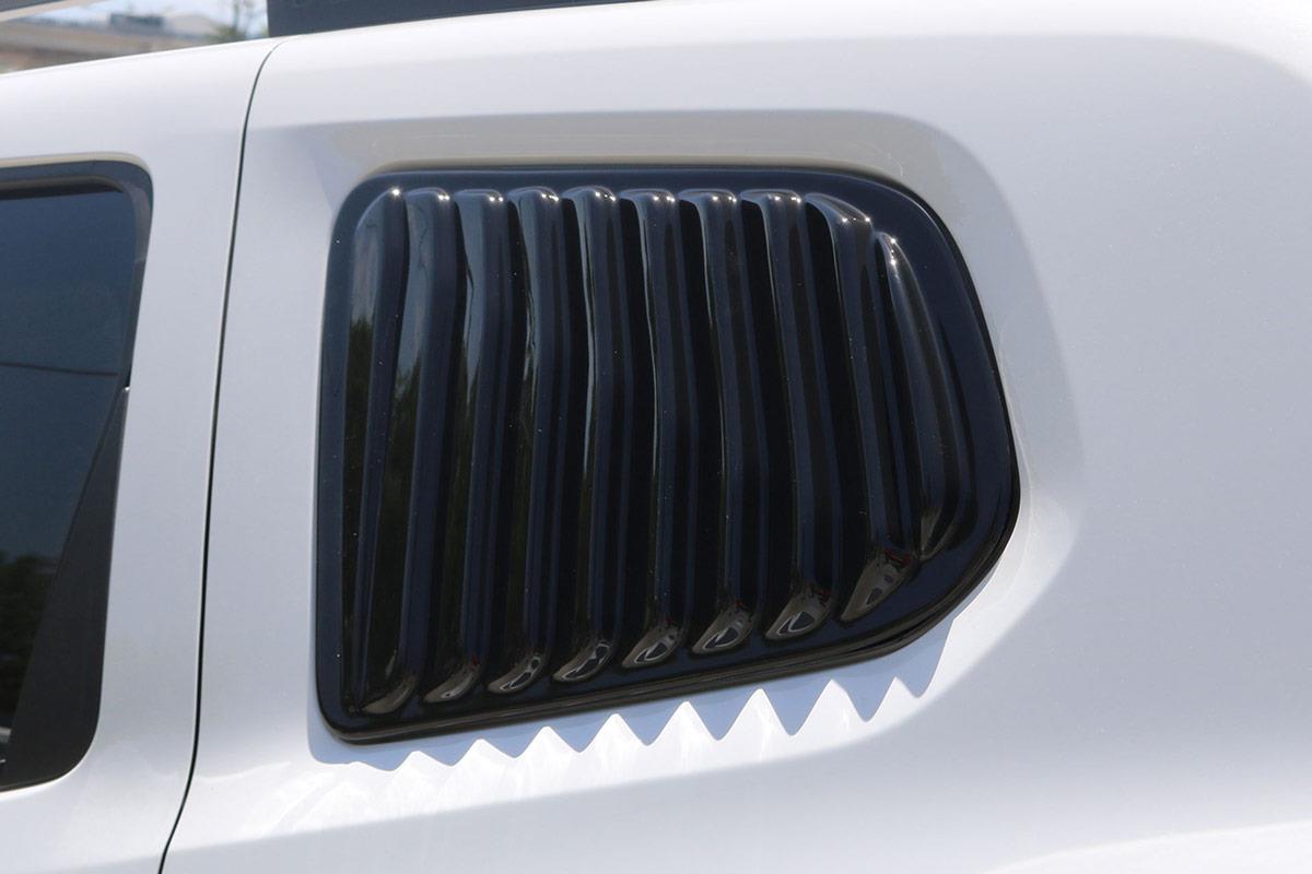 Dacia Duster Arka Kelebek Vent 2 Parça 2018-2024 Arası