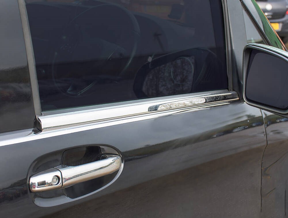 OMSA Mercedes Vito W447 Krom Cam Alt Çıtaları 8 Parça Tek Sürgülü Orta Şase 2014 ve Sonrası