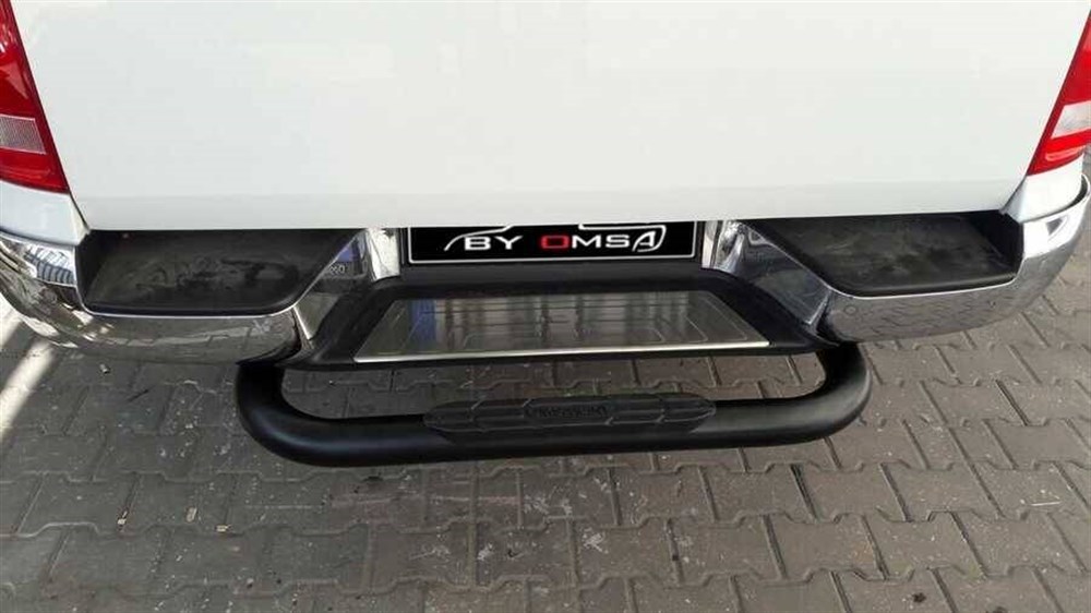 OMSA Nissan Navara Arka Koruma Çap:76 Siyah 2016 ve Sonrası