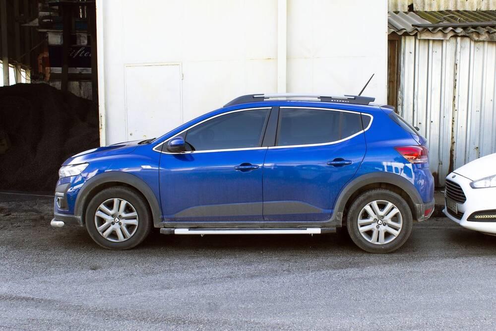 OMSA Dacia Sandero Stepway Krom Cam Çerçevesi 14 Parça 2021 ve Sonrası
