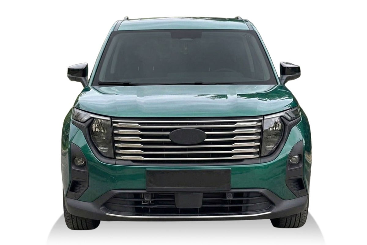 OMSA Ford Tourneo Courier Krom Ön Panjur 8 Parça 2024 ve Sonrası