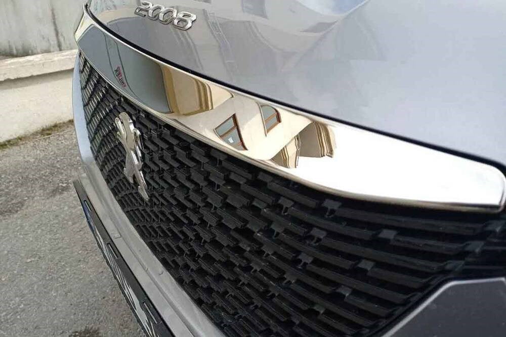 OMSA Peugeot 2008 Krom Ön Kaput Çıtası 2020-2024 Arası