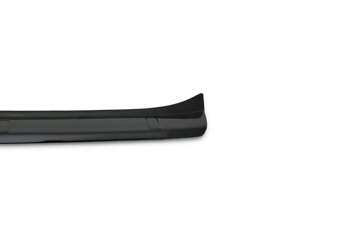 Renault Clio 5 Arka Tampon Eşiği Parlak Plastik 2019-2025 Arası