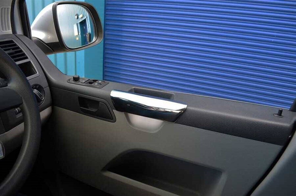 OMSA VW T5 Caravelle Krom Kapı İçi Tutamak 2 Parça 2003-2010 Arası