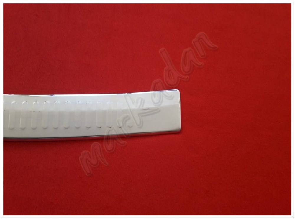 DB Chrome Dacia Duster Arka Tampon Üstü Nikelaj 2010-2017 P.Çelik