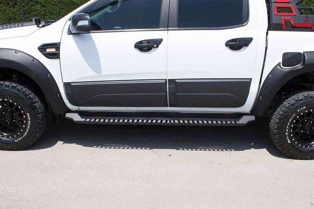 Ford Ranger Dakar Yan Basamak Siyah V1 Işıksız 2011 ve Sonrası