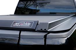 GMC Sierra 1500 Omback Sürgülü Bagaj Kapama Siyah 2019 ve Sonrası