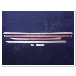 Markadan Mercedes Vito W447 Kısa Şase Krom Yan Kapı Çıtası 2014 Sonrası 6 Parça Paslanmaz Çelik