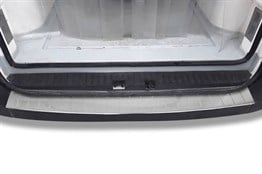 OMSA Nissan NV400 Krom Arka Tampon Eşiği P.Çelik (Taşlı) 2010 ve Sonrası