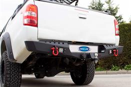 OMSA Mitsubishi L200 Dakar Çelik Arka Tampon Ledli Sensörlü 2020-2024 Arası