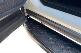 OMSA Toyota C-HR Blackline Yan Basamak Siyah 2023 ve Sonrası