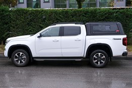 OMSA Toyota Hilux Omcap Camlı Kabin Paslanmaz Çelik Sürgülü Yan Camlar 2015 ve Sonrası