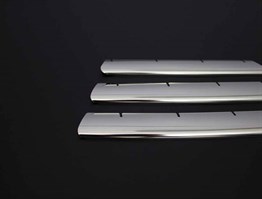 OMSA VW Caddy Maxi Life Krom Krom Ön Panjur 2007-2010 Arası